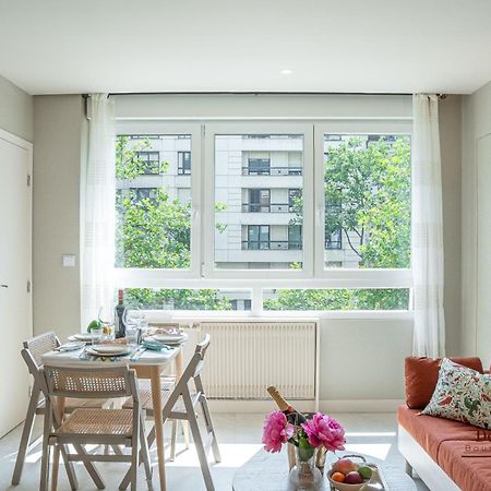 De Montescal - Hot Tub And Ac Cosy Apartment A Prime Location 40M2 Paris Exterior foto