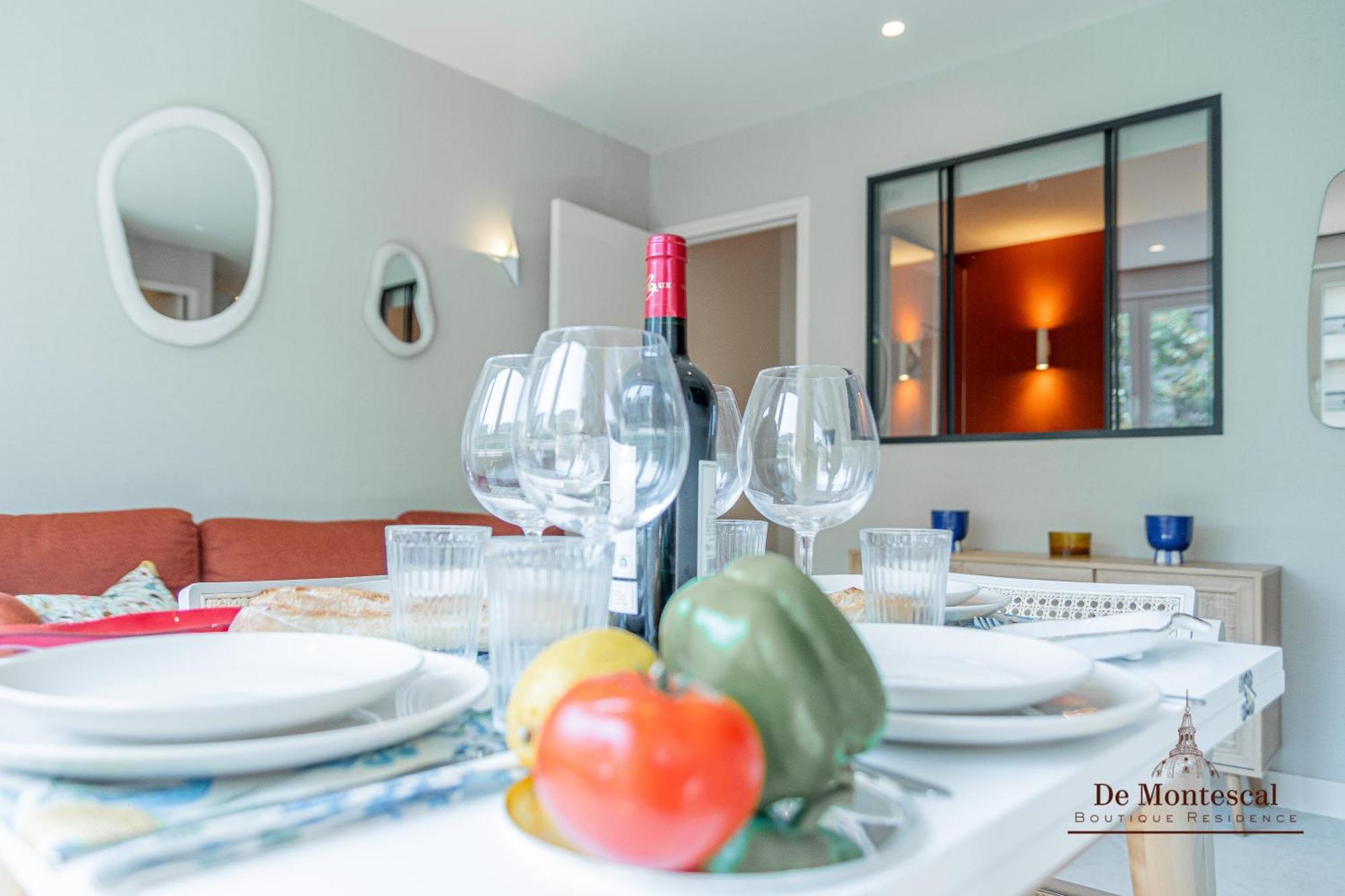 De Montescal - Hot Tub And Ac Cosy Apartment A Prime Location 40M2 Paris Exterior foto