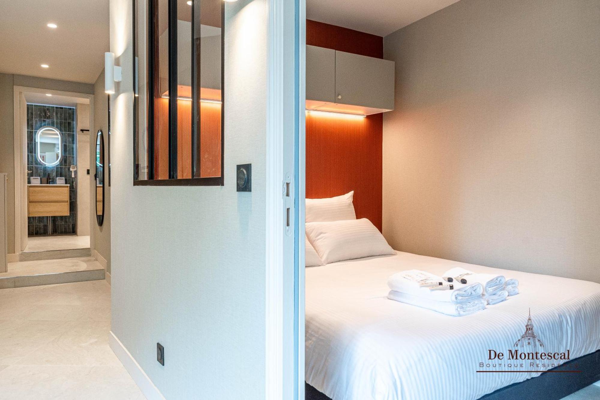 De Montescal - Hot Tub And Ac Cosy Apartment A Prime Location 40M2 Paris Exterior foto